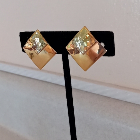Napier Screw Lever Back Earrings Vintage - Picture 1 of 6